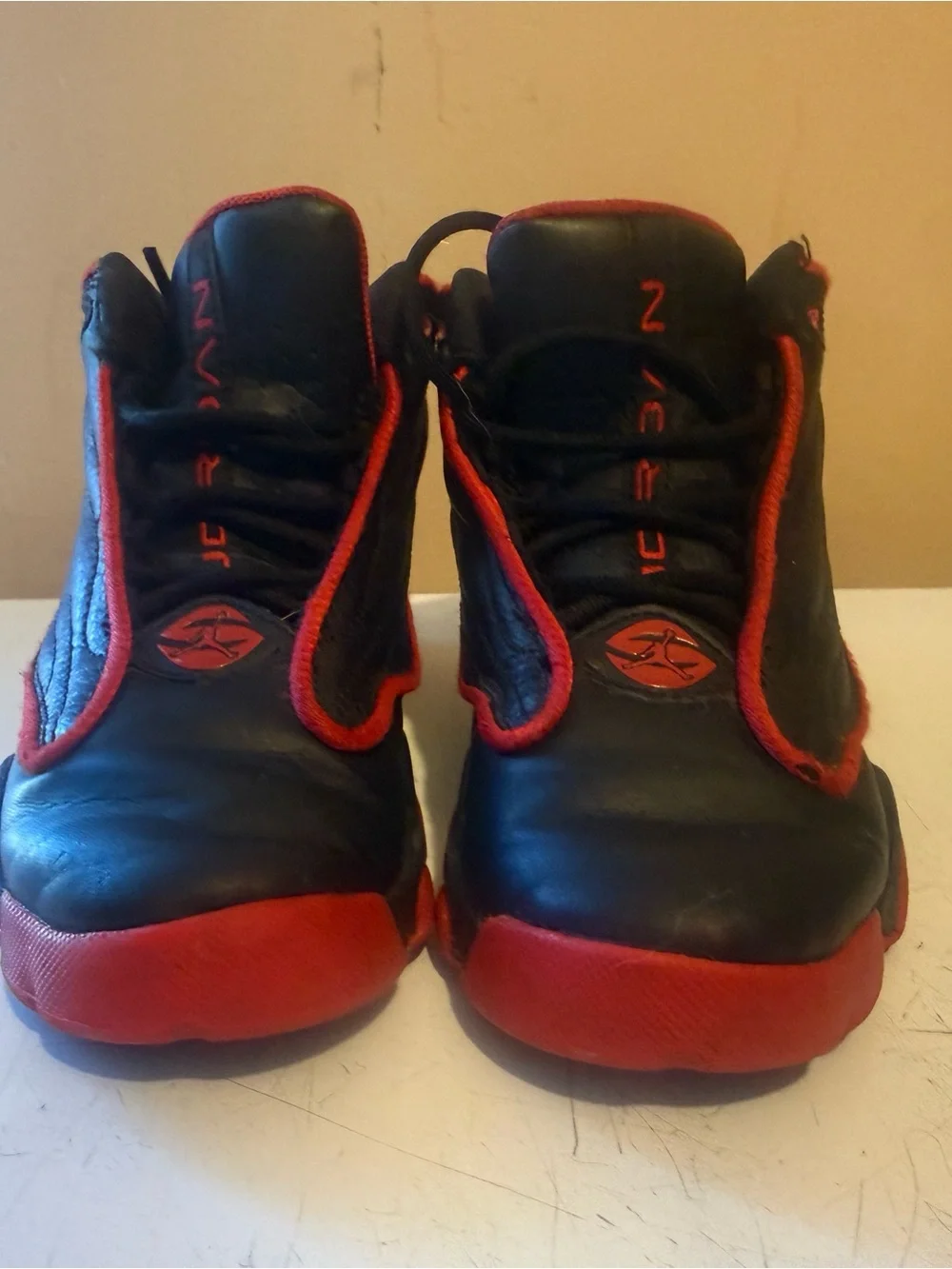 Nike bold black